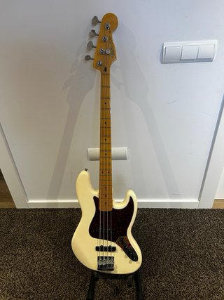 Jazz Bass tipo fender ensamblado + funda thoman