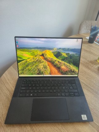Dell Precision 5550 i7-10750H 32GB T2000 Max-Q