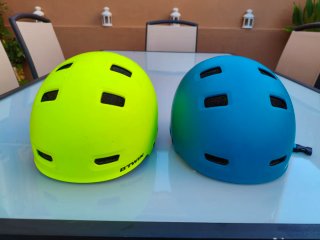 Casco Btwin, 2 modelos: Amarillo y Azul