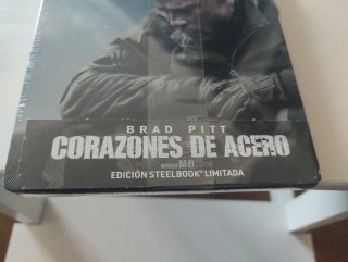 Corazones de Acero. Steelbook. 4K UHD y Blu-ray.