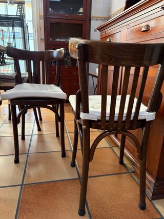 Sillas madera estilo café bar