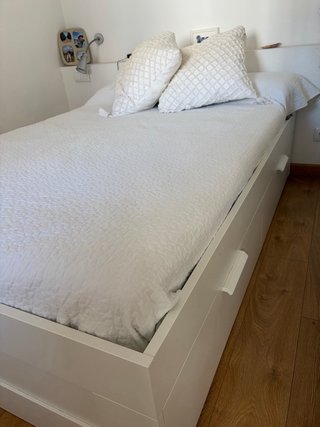 Cama IKEA BRIMNES 140x200 + Somier + Colchón