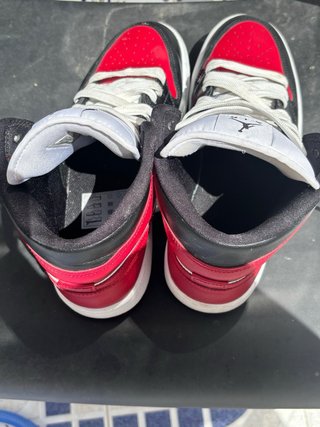Jordan 1 High Rojas y Blancas