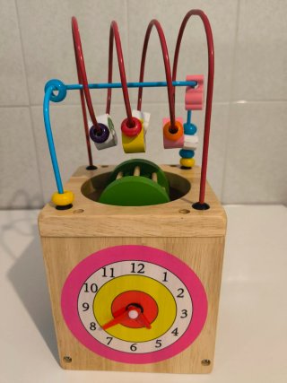 Gioco educativo cubo multiattività in legno