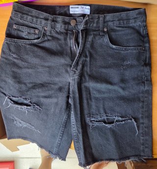 Pantalón vaquero negro Bershka Roto Talla 40