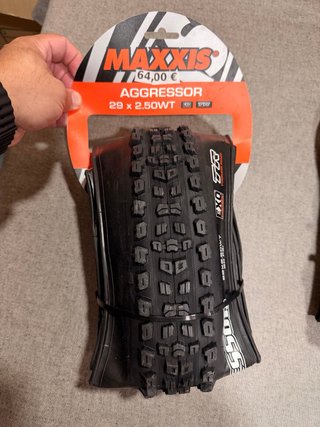 Cubierta Maxxis Aggressor 29x2.50 WT EXO TR