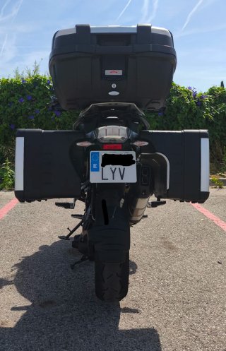 BMW R1250GS Adventure Moto Negra y Plata