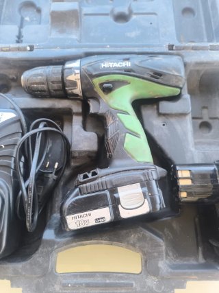 Taladro Hitachi 18V Batería