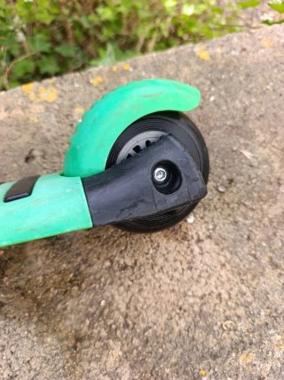 Patinete Glider 3 ruedas verde