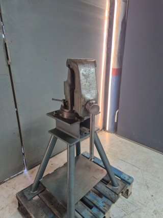 Tornillo de banco COLUMBIAN