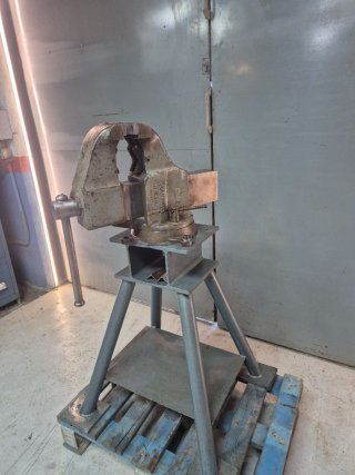 Tornillo de banco COLUMBIAN