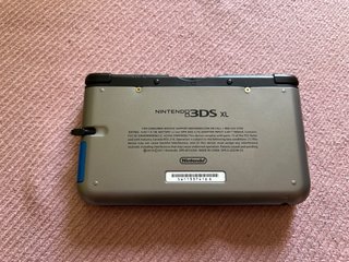 Nintendo 3DS XL gris