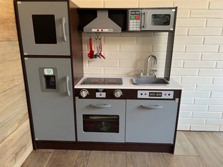 Cocina de juguete de madera