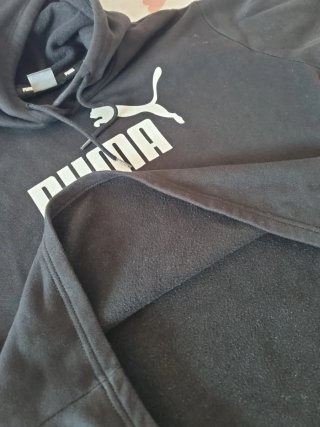 Sudadera Puma Negra con Logo Blanco
