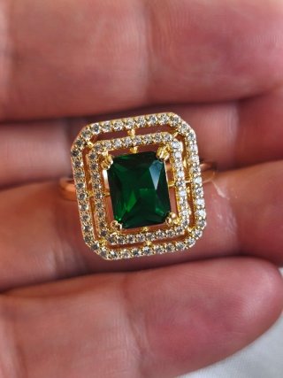 Anillo Chapado Oro 18k con Esmeralda