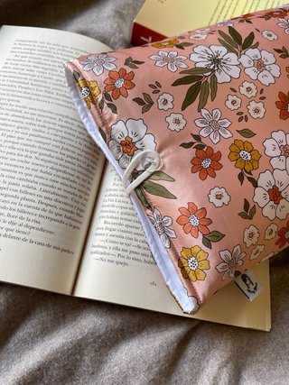 Funda literaria