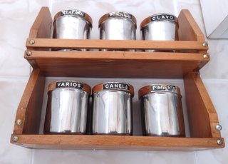 ESPECIERO colgante estante madera 25x23 cm. Inox