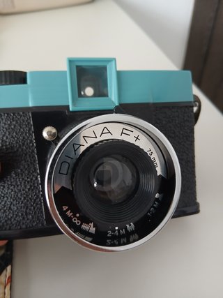 Cámara Analógica Diana F+
