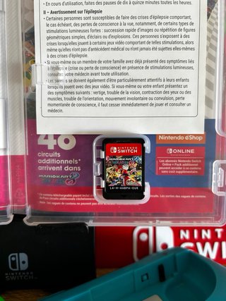 Mario Kart 8 Deluxe Nintendo Switch + manditos