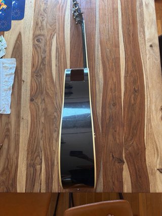 Guitarra Electroacústica Negra