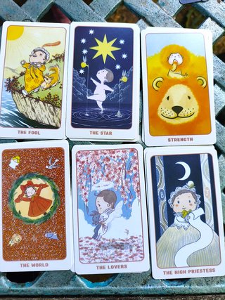 Ari Tarot muy cuqui