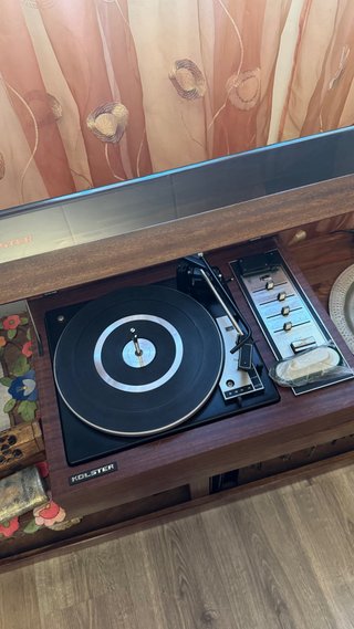 Tocadiscos Kolster Vintage Marrón modelo Milano