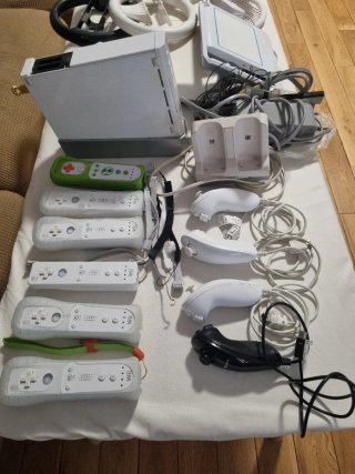 Nintendo Wii + 24 juegos y accesorios