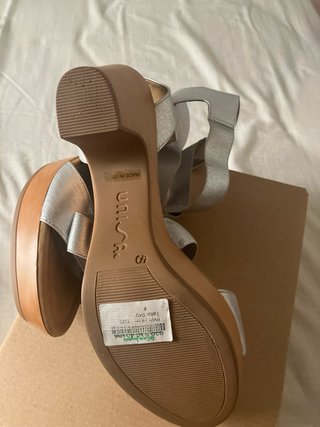 Sandalias Unisa Plata Talla 40 Nuevas