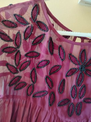 Blusa Mango pedrería Talla S