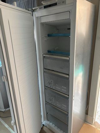 Congelador vertical Siemens integrable