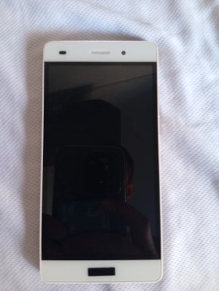 2 iPhone 7 y un iPhone 6 para repuestos y 1 Huawei