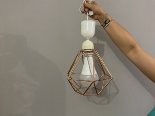 Lámpara moderna colgante, color oro rosa
