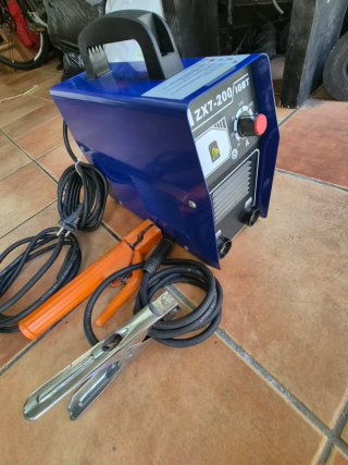 Soldadora Inverter ZX7-200 IGBT