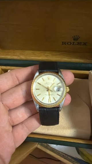 Rolex Oyster Perpetual Date 15200