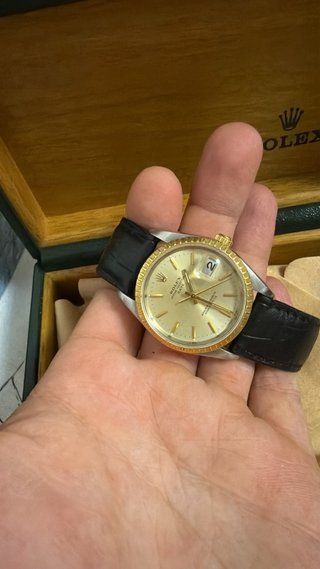 Rolex Oyster Perpetual Date 15200