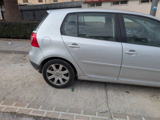 Volkswagen Golf 2004