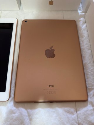 iPad 6ª Gen Wi-Fi 32GB Dorado