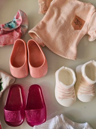 Ropa y Accesorios Muñeca Nancy