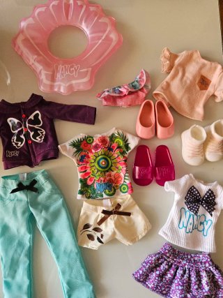 Ropa y Accesorios Muñeca Nancy