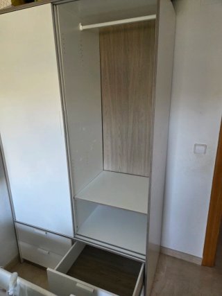 Armario puertas correderas Ikea