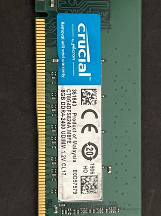 2x Crucial DDR4 8GB RAM