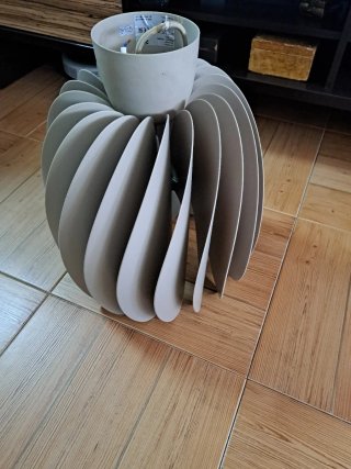 Lámpara colgante beige moderna