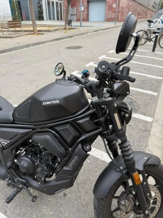 Zontes 125 Custom Negra