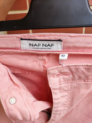 Pantalón vaquero rosa Naf Naf Talla 42
