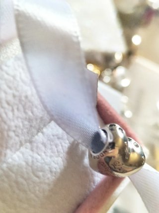 Pandora Corazón Abeja Panal los brigeston