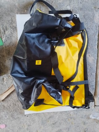 Bolso Estanco Moto 66L Impermeable nuevo sin estre