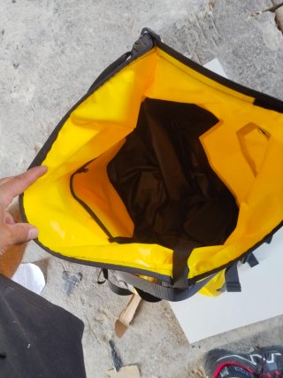 Bolso Estanco Moto 66L Impermeable nuevo sin estre