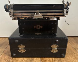 Máquina de escribir Corona 3