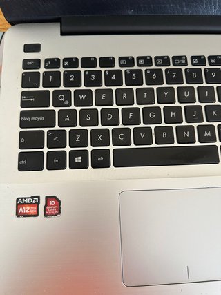 Ordenador Portátil Asus Económico