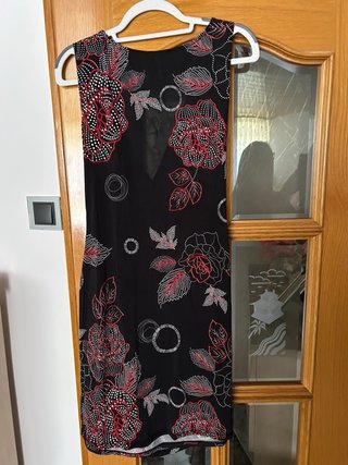 Vestido Morgan Talla 40 Negro y Rojo